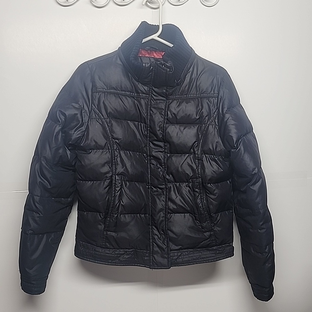 Levi's vintage puffer, lined, zipper&snap closure szL black down feather jacket.